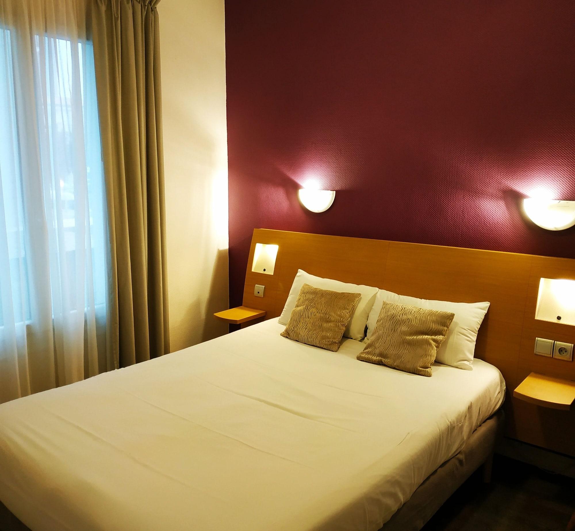 Brit Hotel Hermitage Роаян Екстериор снимка