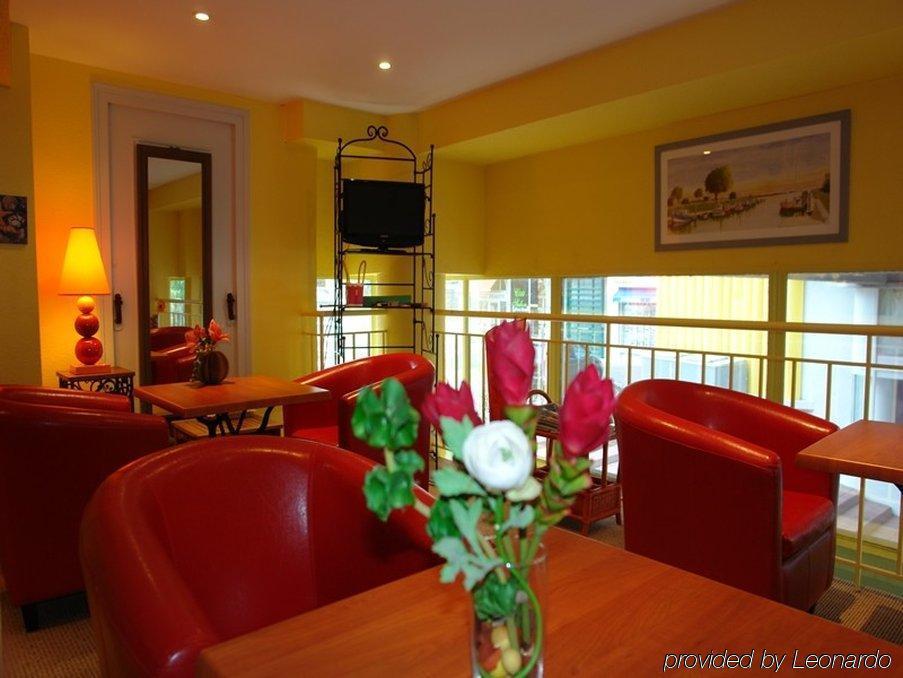 Brit Hotel Hermitage Роаян Екстериор снимка